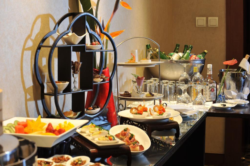 Ramada Plaza Pudong Hotel Shanghai