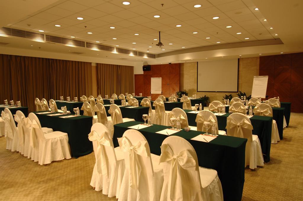 Hotel Ramada Plaza Pudong