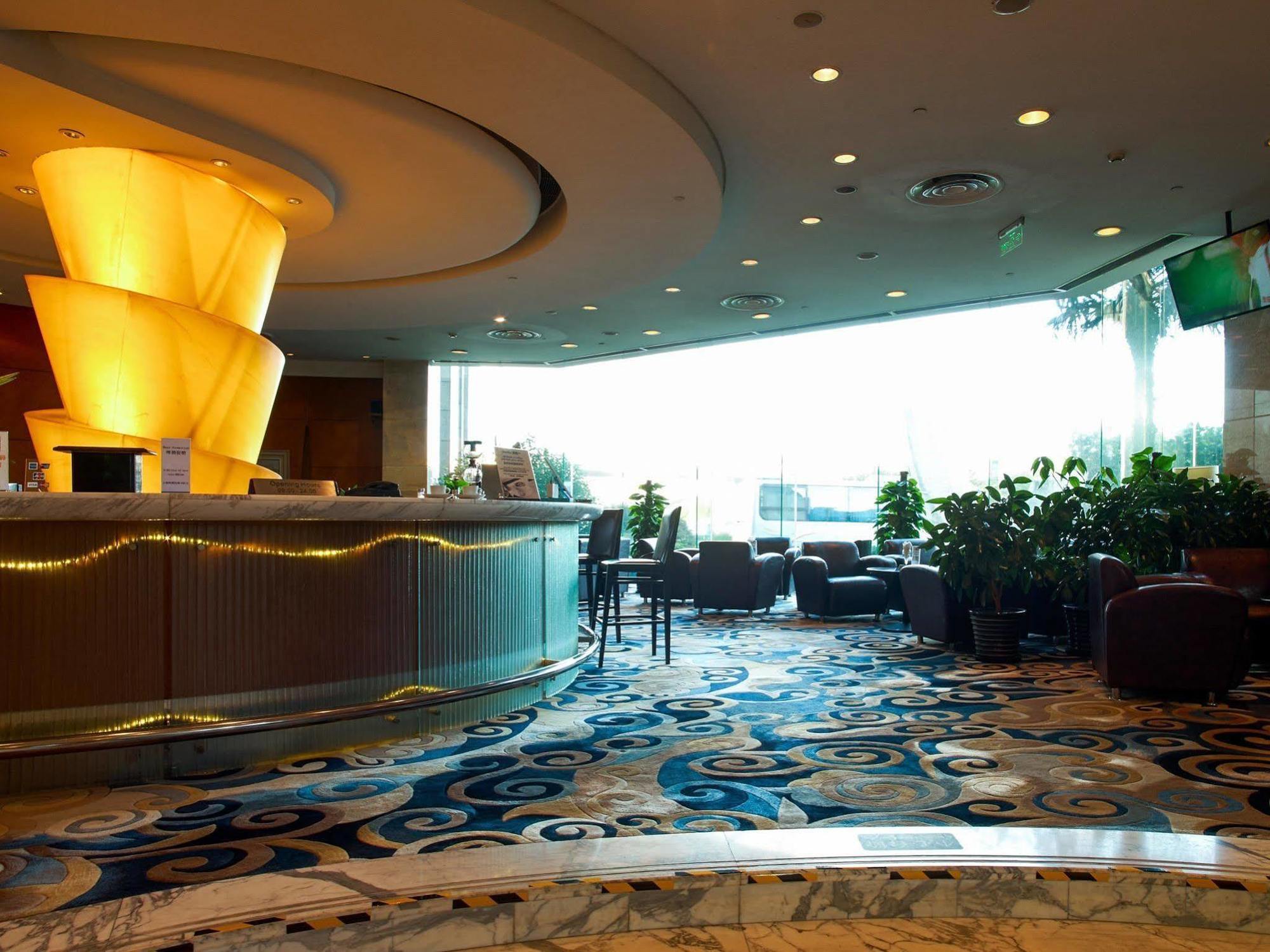 Ramada Plaza Pudong 4* Shanghai